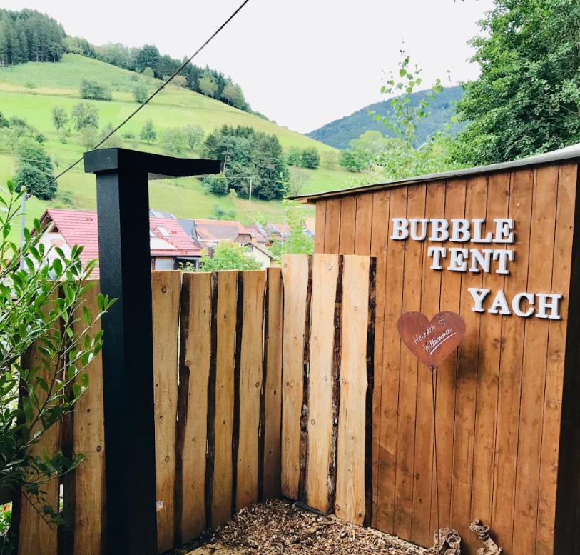 Living Timeless- Bubble Tent Elzach Inklusive Hot Tube Badefass- Schlafen Unterm Sternenhimmel Eksteriør bilde